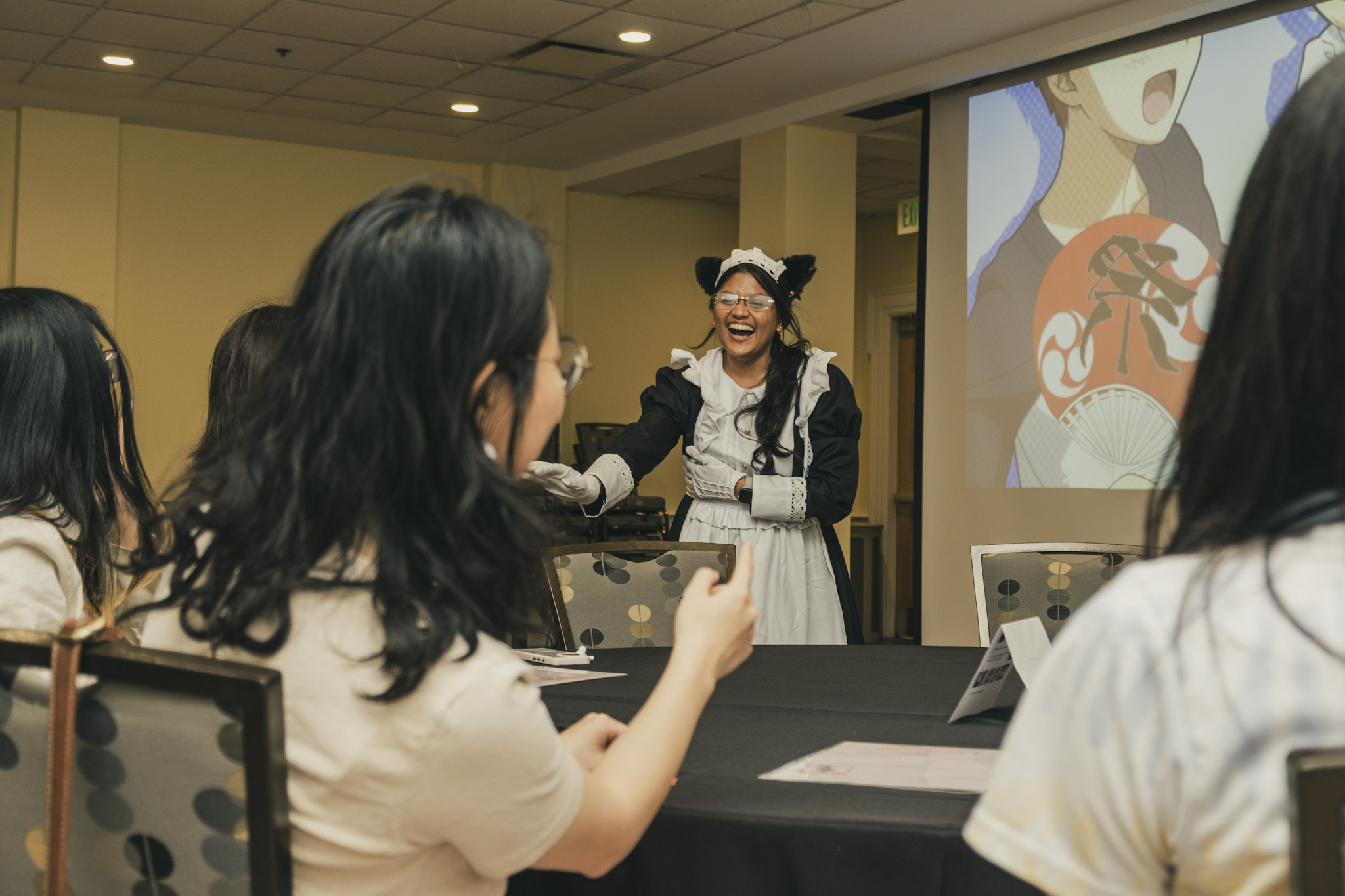 Maid Cafe Service